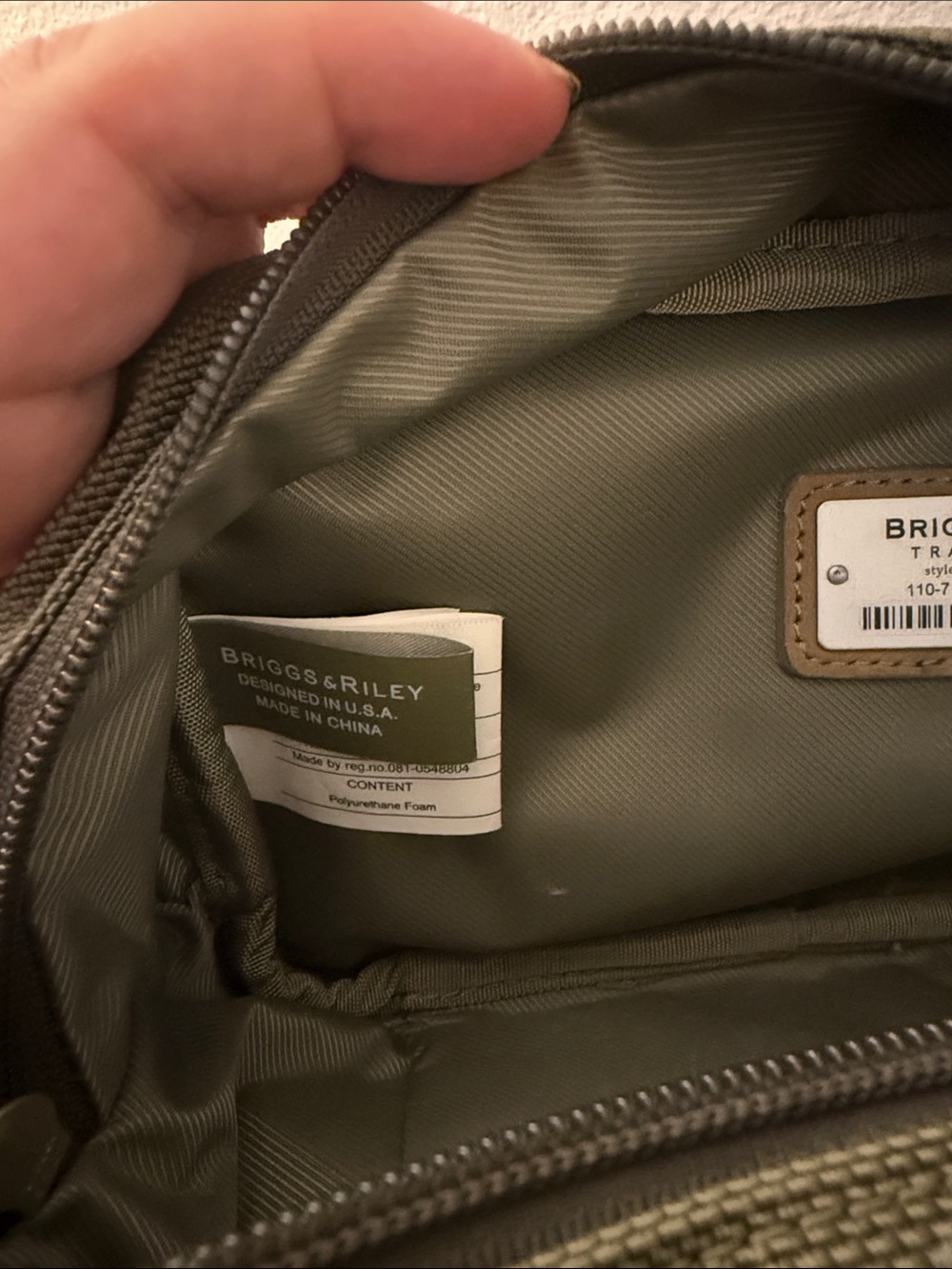 Briggs & Riley Dopp Cosmetics Kit Case - Picture 4 of 10